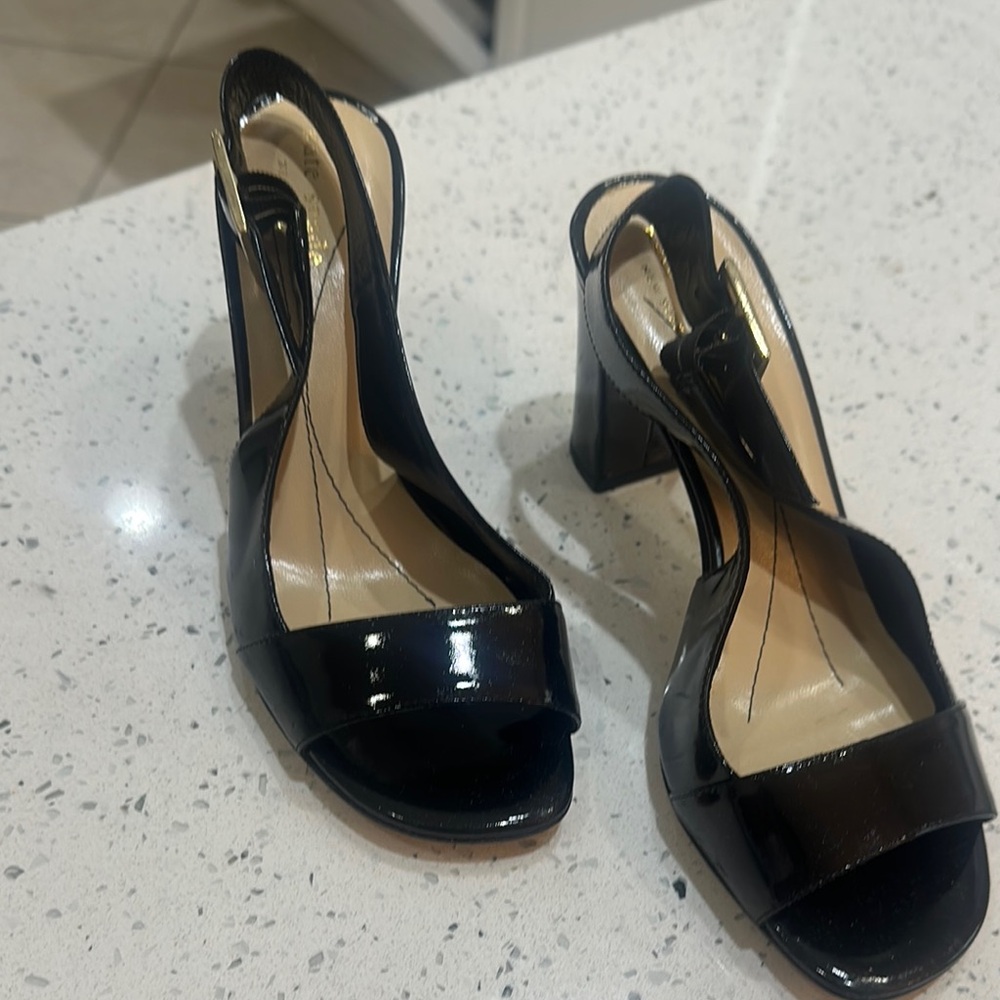 Kate Spade Black Patent Leather Slingback Heels - 6.5B - Never worn